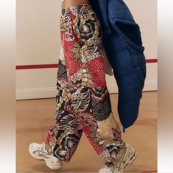 FP Movement Game Day Printed Pants NWT MSRP $108 - Picture 4 of 4